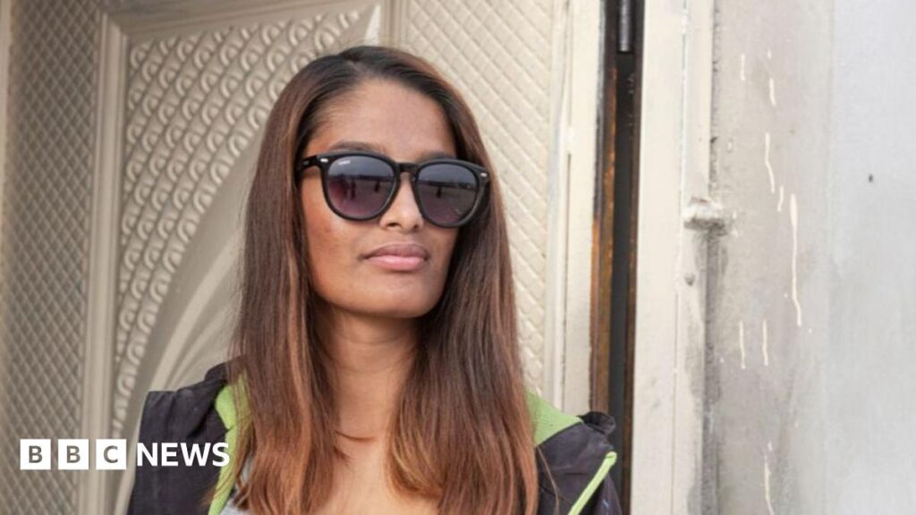 Government to defend decision to strip Begum's UK citizenship