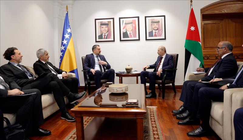 Foreign Minister Meets Bosnian Counterpart To Discuss Regional Developments