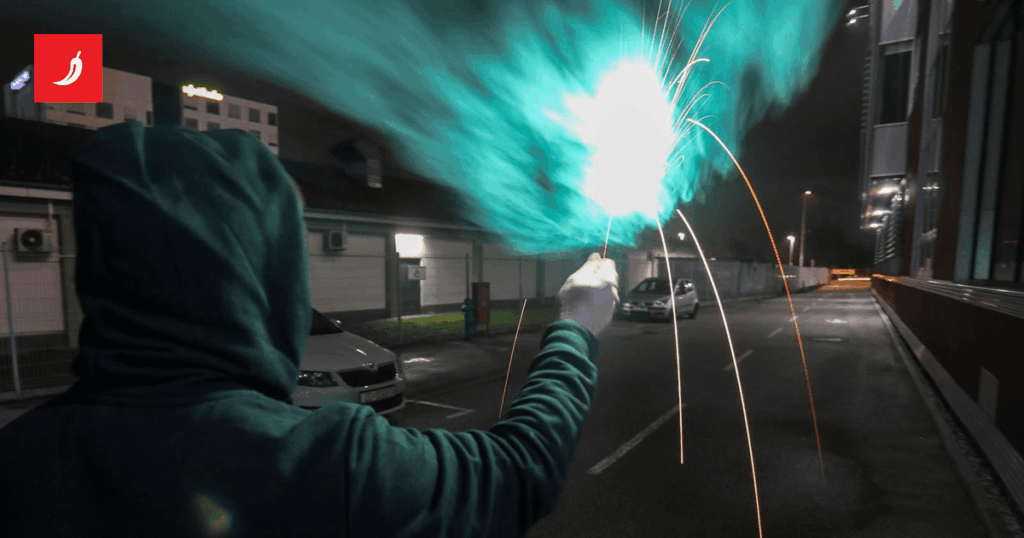 He punched a woman in the head in the middle of the street in Bjelovar because she objected to him about firecrackers He punched a woman in the head in the middle of the street in Bjelovar because she objected to him about firecrackers