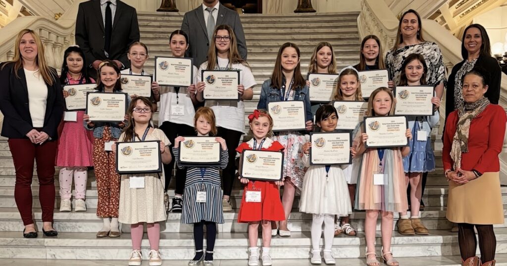 Reminder! Keep PA Beautiful Litter Hawk Youth Award Entries Due January 31 Reminder! Keep PA Beautiful Litter Hawk Youth Award Entries Due January 31