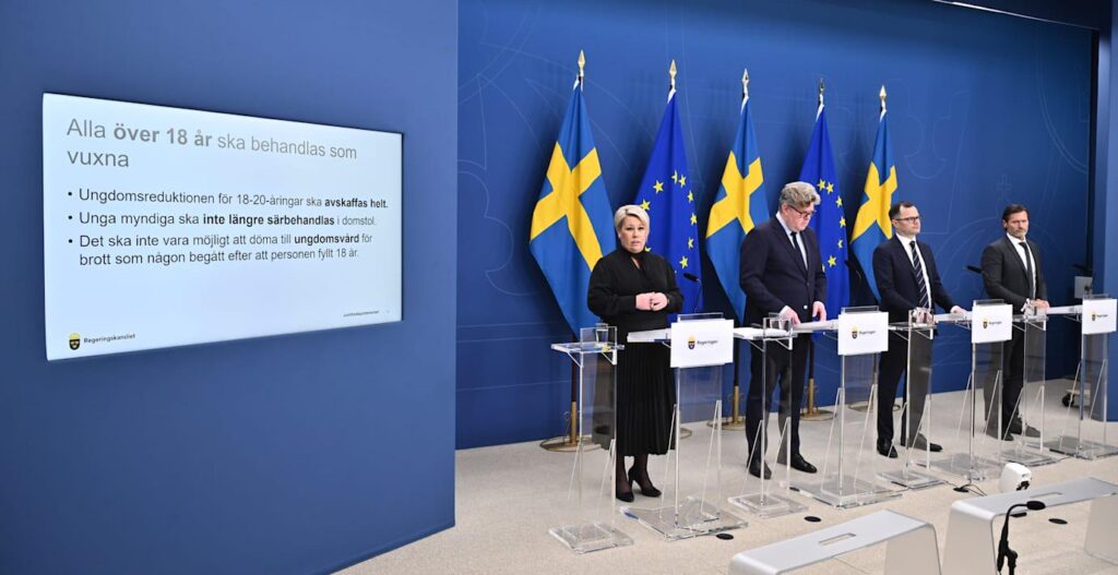 The government wants to sharply reduce the youth discount and imprison 13-year-olds