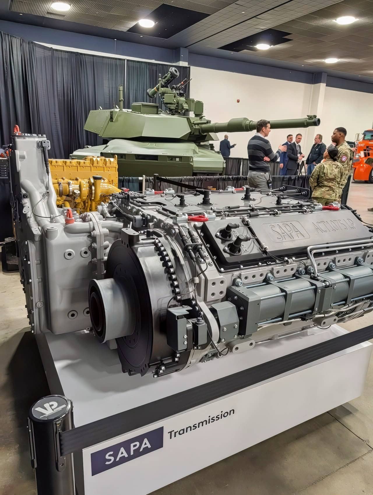 M1E3 Tank at the Detroit Auto Show. Image Credit: 19FortyFive.