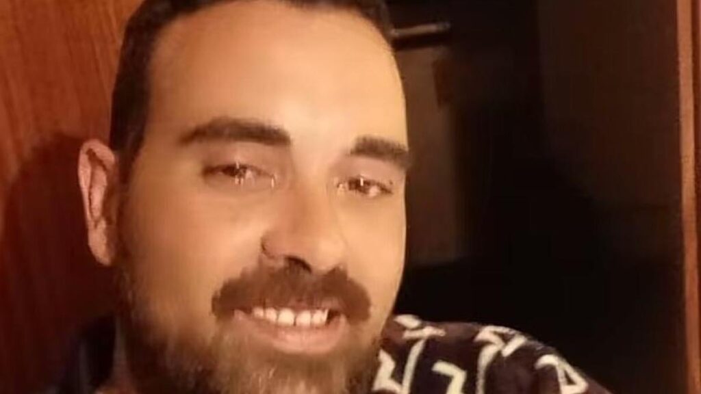 A man dies in Vilanova i la Geltrú due to a live challenge: ‘They paid him cocaine and whiskey to kill himself’ A man dies in Vilanova i la Geltrú due to a live challenge: 'They paid him cocaine and whiskey to kill himself'