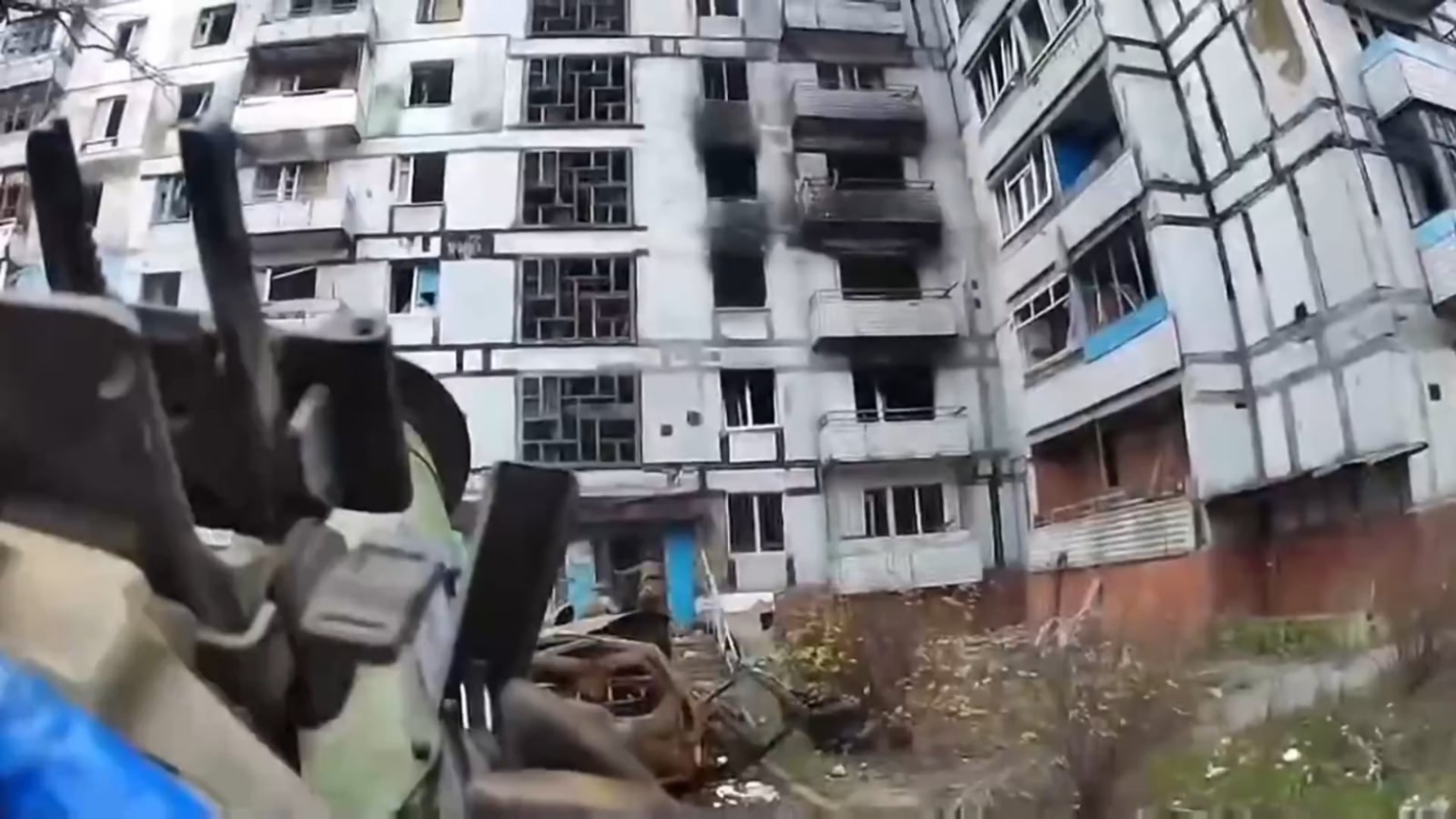 Ukrainian Special Operations Forces fighters are striking Russian positions with grenade launchers. Stepnohirsk, Zaporizhzhia region. Late 2025