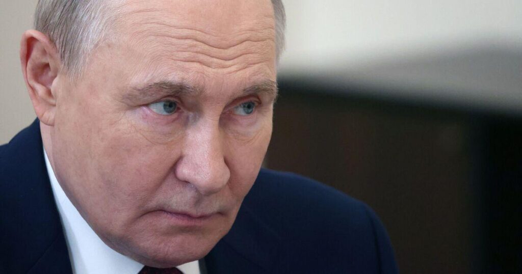 Putin lying to foreigners in desperate bid to build up Russian troops to Ukraine