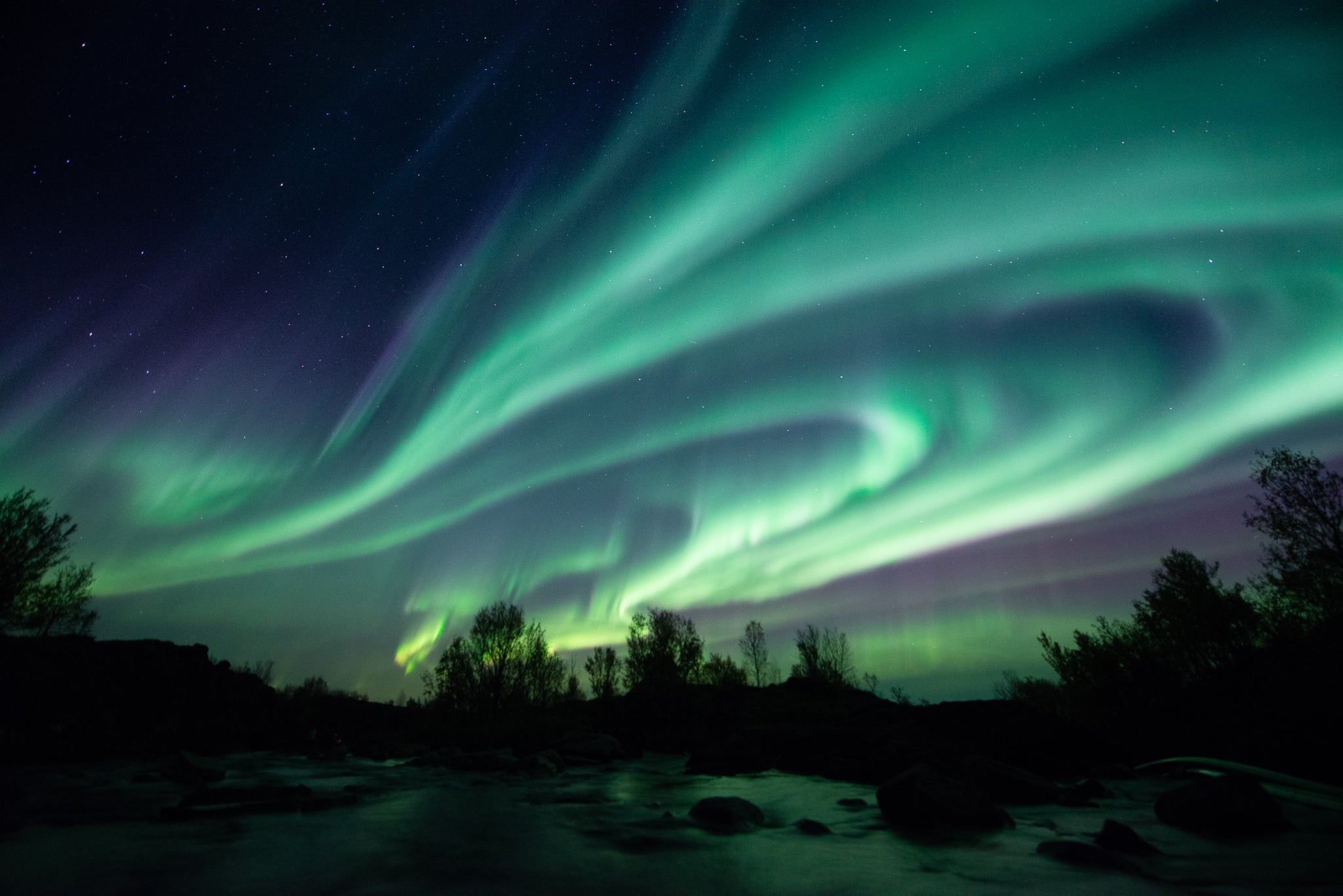 With open decks and lounges as well as on-board alerts, you’re perfectly poised to experience the Northern Lights on your cruise