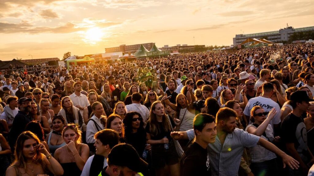 The defense's rearmament forces Grøn Koncert to move [i Aalborg]