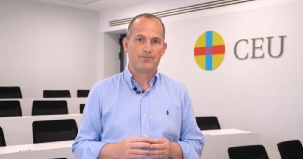 The director of the Abat Oliva school dies in a tragic accident on his way back from Andorra