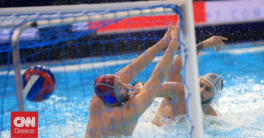 The men's national polo team "dissolved" Turkey in the B-Phase of the European Championship