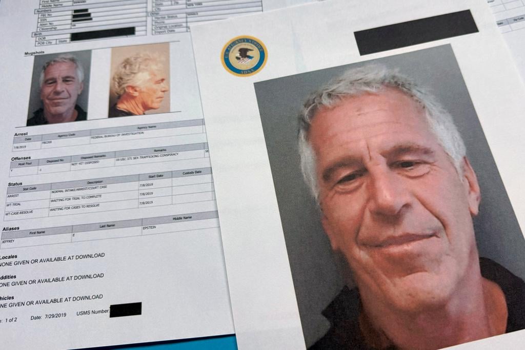 ‘Epstein files’ deadline lapses for third week, lawmakers press DOJ over delay