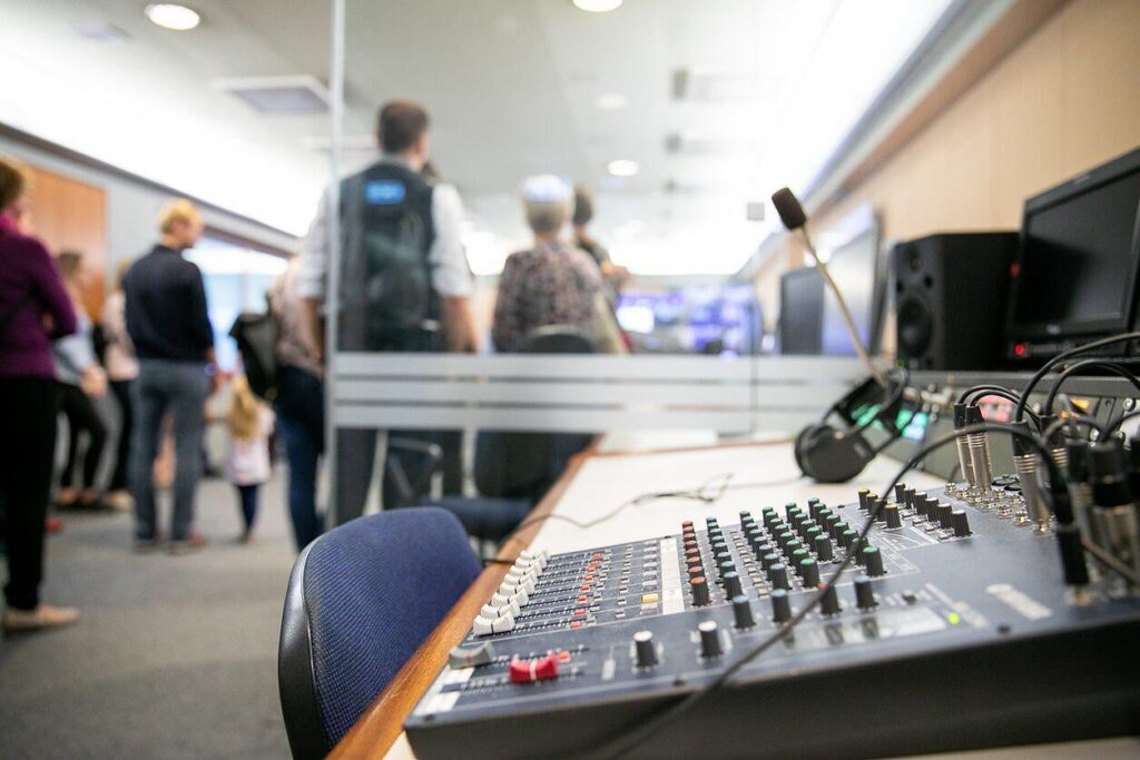 Nausėda criticizes the minutes of silence of LRT journalists, claims that he does not influence the council