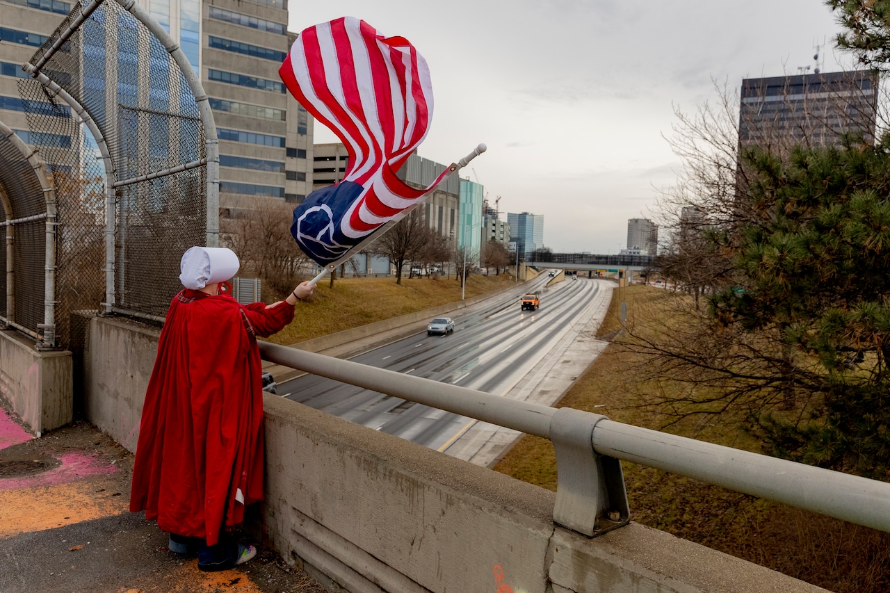 Protesters clash with police, Trump supporters in march in Detroit streets
