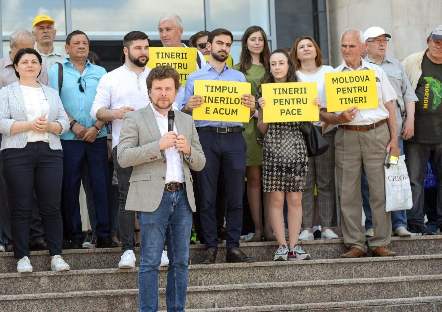 Controversy in Moldova due to the abolition of a university