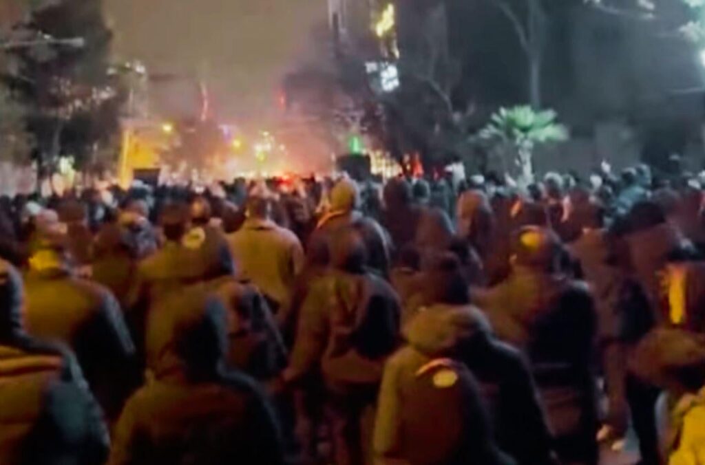 Bloc presents vote of solidarity with the “massive mobilization” in Iran