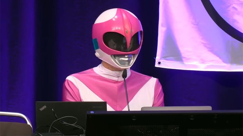 39C3: Martha Root deletes racist portals live on stage