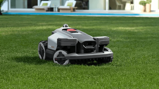 Roborock RockMow X1 LiDAR: All-Terrain Robot Lawn Mower With Advanced LiDAR Navigation