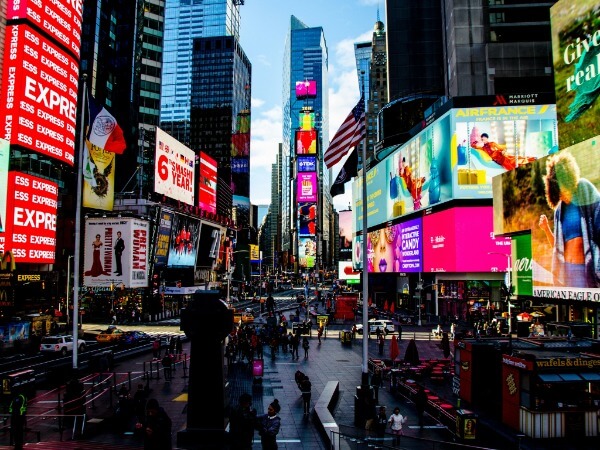 Romania puts gambling ad shake-up back on the clock as Parliament targets early-2026 decision - iGamingToday.com