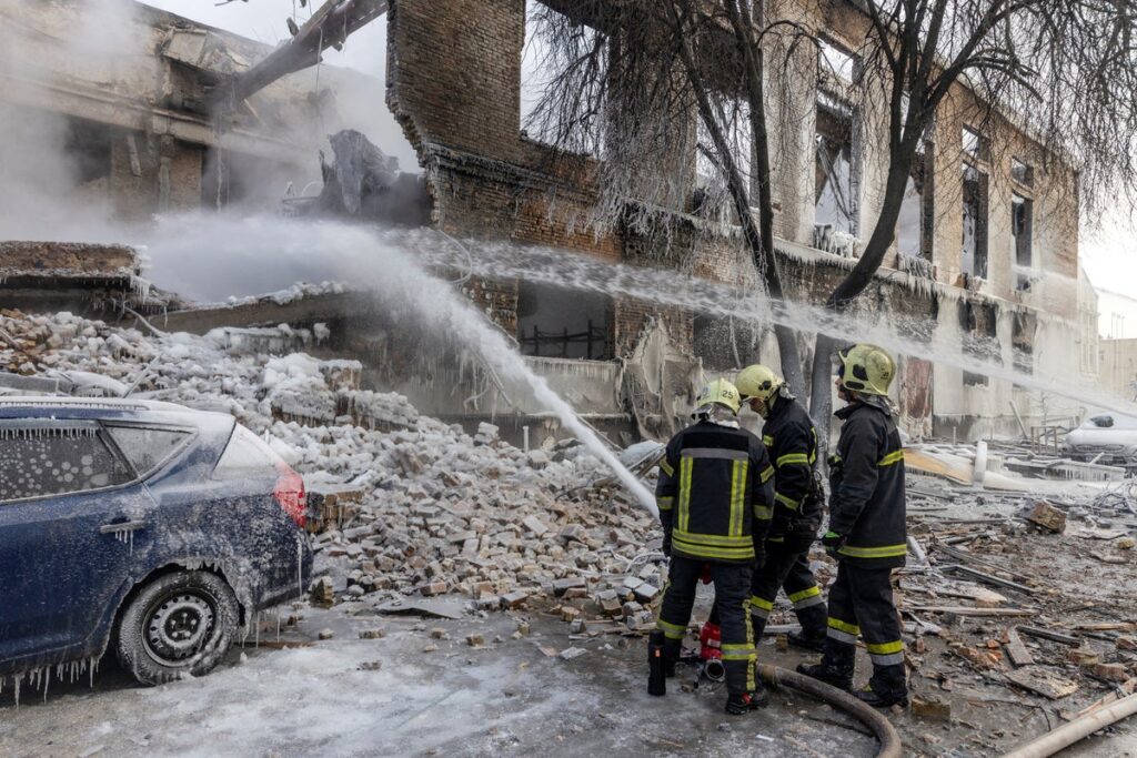 Ukraine-Russia war latest: Four dead after Putin launches major assault on Ukraine’s two largest cities Ukraine-Russia war latest: Four dead after Putin launches major assault on Ukraine’s two largest cities