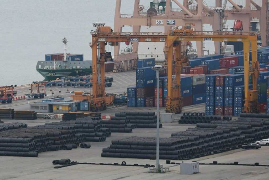 S. Korea sets 2% growth target for 2026 as risks linger