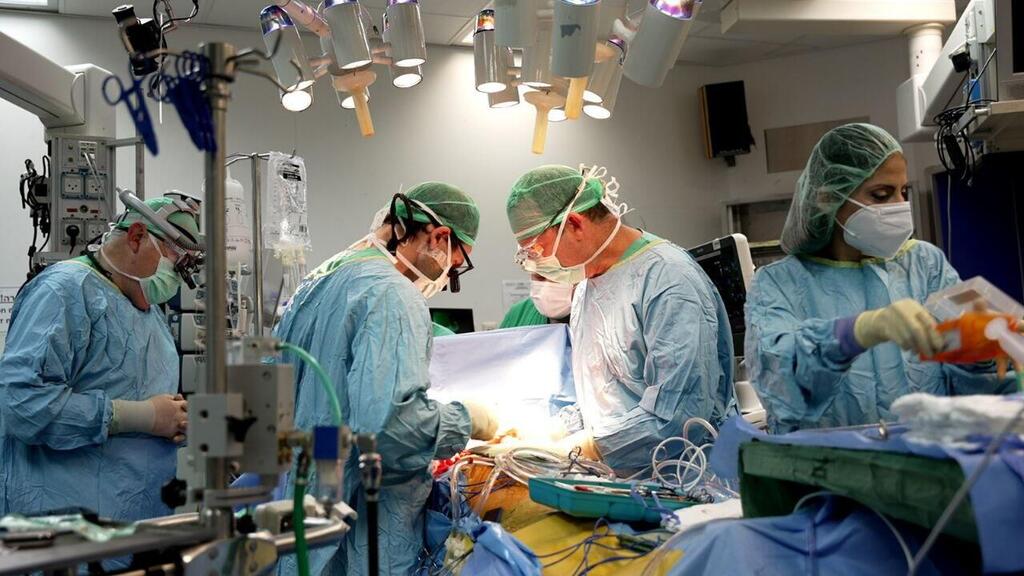 Operating room at Sheba Hospital (Photo: Sheba Hospital spokesperson) השתלת ריאות במרכז הרפואי שיבא