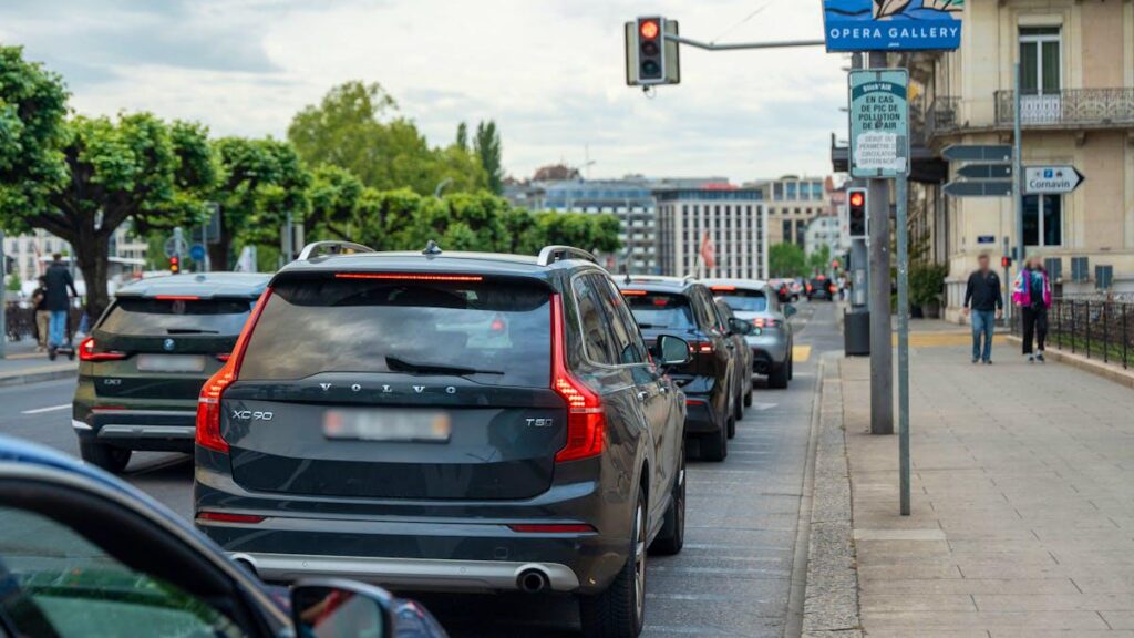 Congestion in Geneva: 6 days lost each year in traffic jams