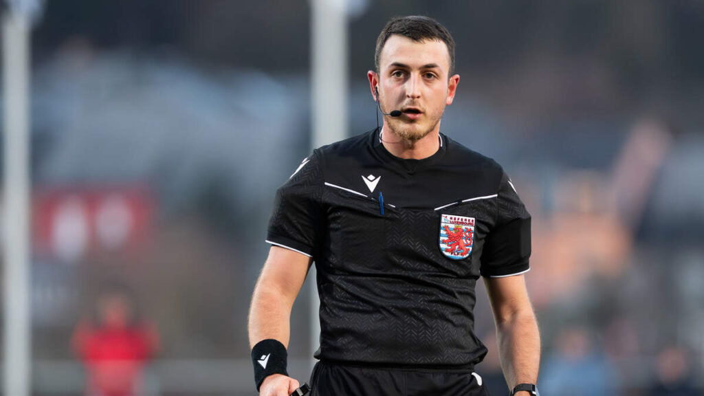 Loïc Thomas, 26, has already experienced a lot in his young refereeing career.