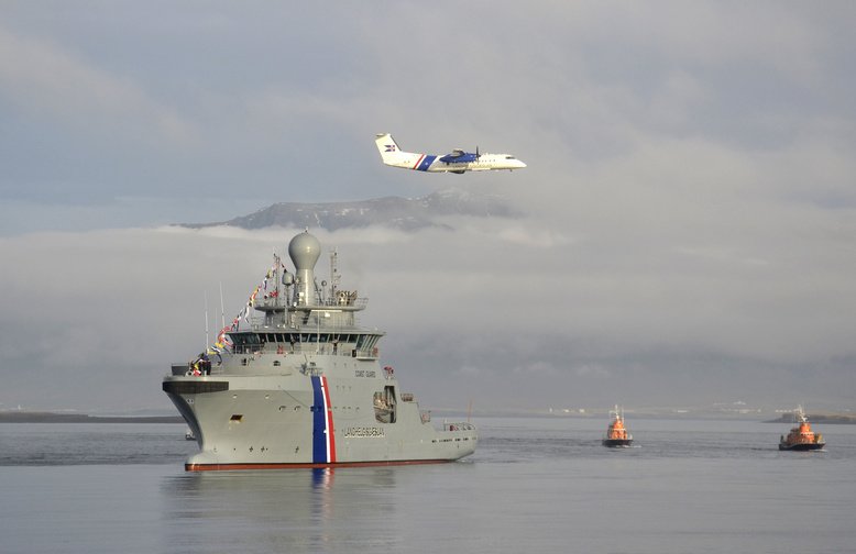 USA Seizes Russian Oil Tanker Near Iceland