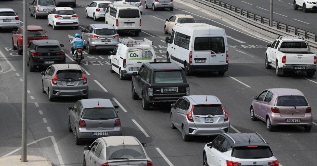 Applications for young drivers to give up their licence for €25,000 are now open