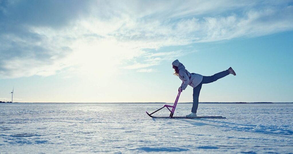 Long-term physical inactivity linked to higher stress burden in midlife: Regular exercise in adulthood appears to help the body cope with stress even into midlife.