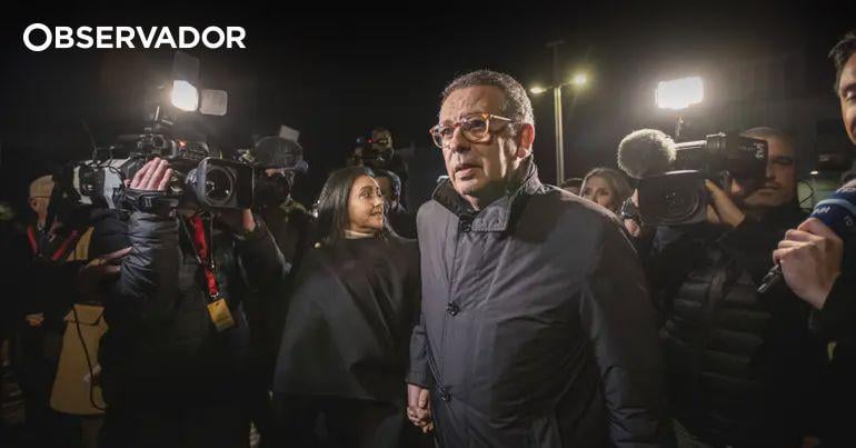 Livre formalizes support for António José Seguro