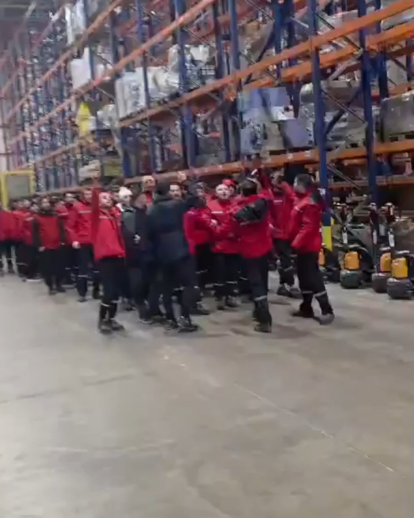 Migros warehouse workers protested all over the country against inadequate raises