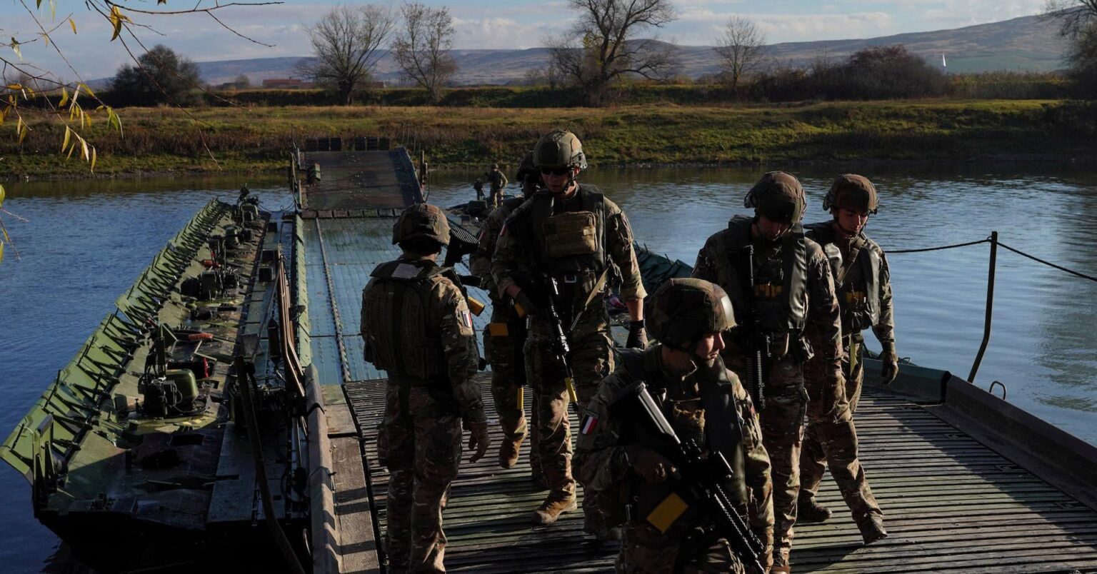 Spain urges EU to create joint army amid Greenland dispute