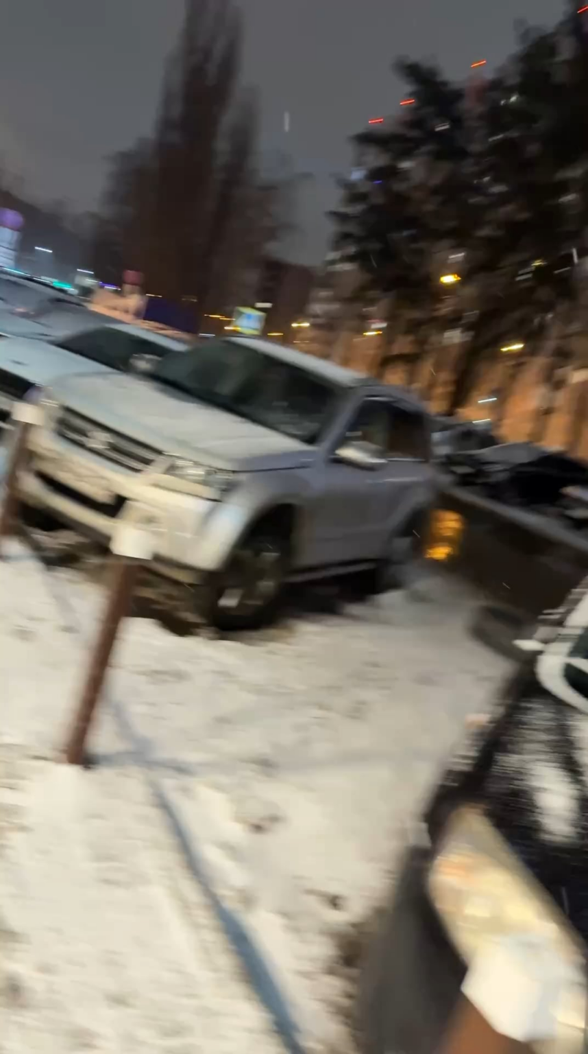 Ukrainian Chaklun-B 2.0 drone hits building in Voronezh, Russia. 10 January 2026