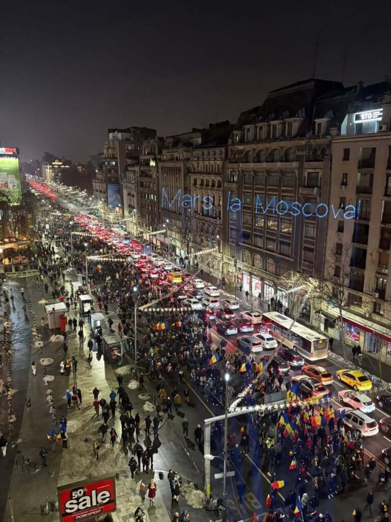 Do not forget to follow the instructions projected on the buildings, go...