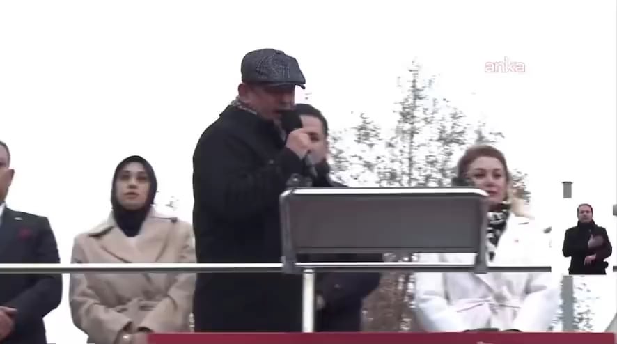 From Özgür Özel to Erdoğan: "Maduro was making a mistake when he did not hold the elections fairly. In those days, Erdoğan said 'My brother Maduro'. Today, Erdoğan could not say a word about Trump's coup in Venezuela."