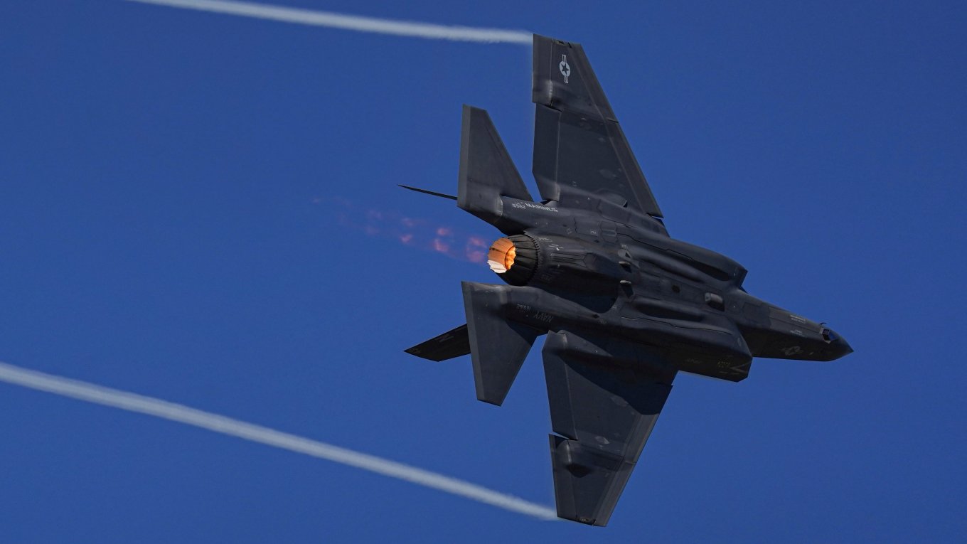 F-35 fighter