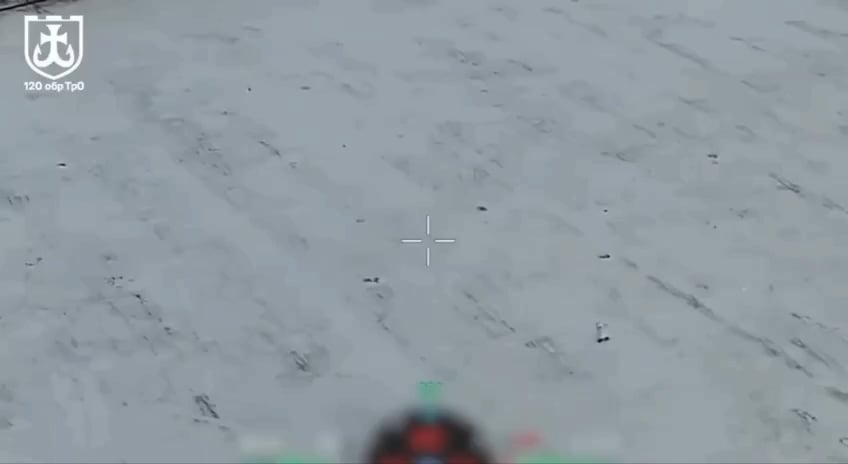 Another instance of a Russian soldier wearing a Thermal Cape being targeted by an FPV drone, filmed by pilots of the 120th Territorial Defense Brigade. Published 29/01/2026.