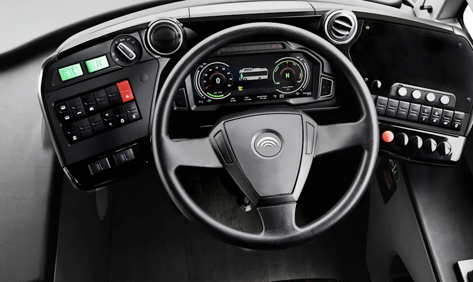 Yutong E12 dashboard.