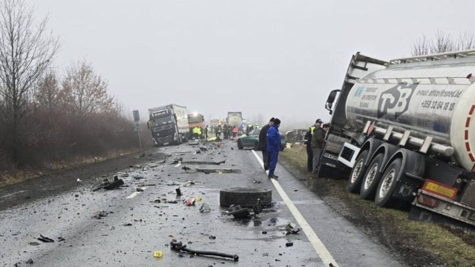 Survivor points to steering lock in deadly Romania crash that killed seven Greeks Survivor points to steering lock in deadly Romania crash that killed seven Greeks