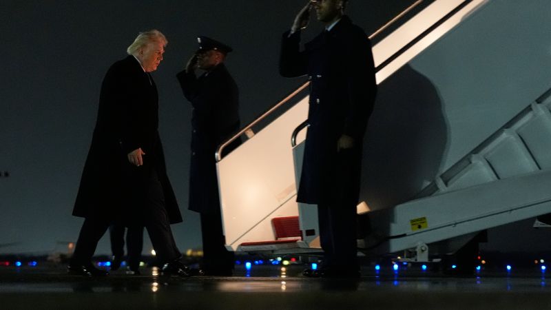 Live updates: Trump set to speak about the economy in Detroit