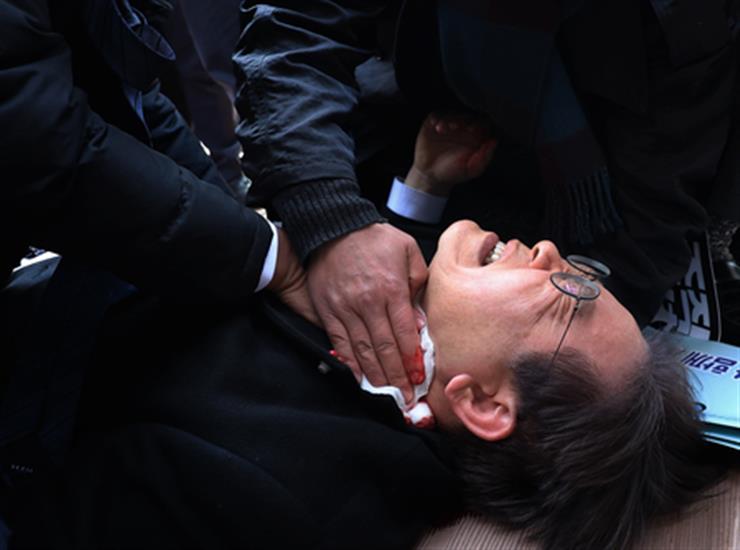 Govt designates 2024 knife attack on Lee as terror case Govt designates 2024 knife attack on Lee as terror case