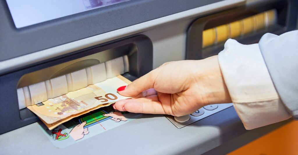 Big 5 banks take different approaches to cash-in deposits at ATMs – The Sofia Globe