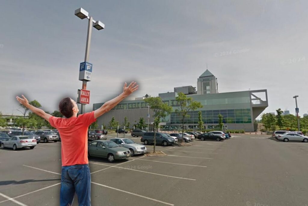 Liberty Science Center’s exhibits educate on marine ecosystems Liberty Science Center's exhibits educate on marine ecosystems