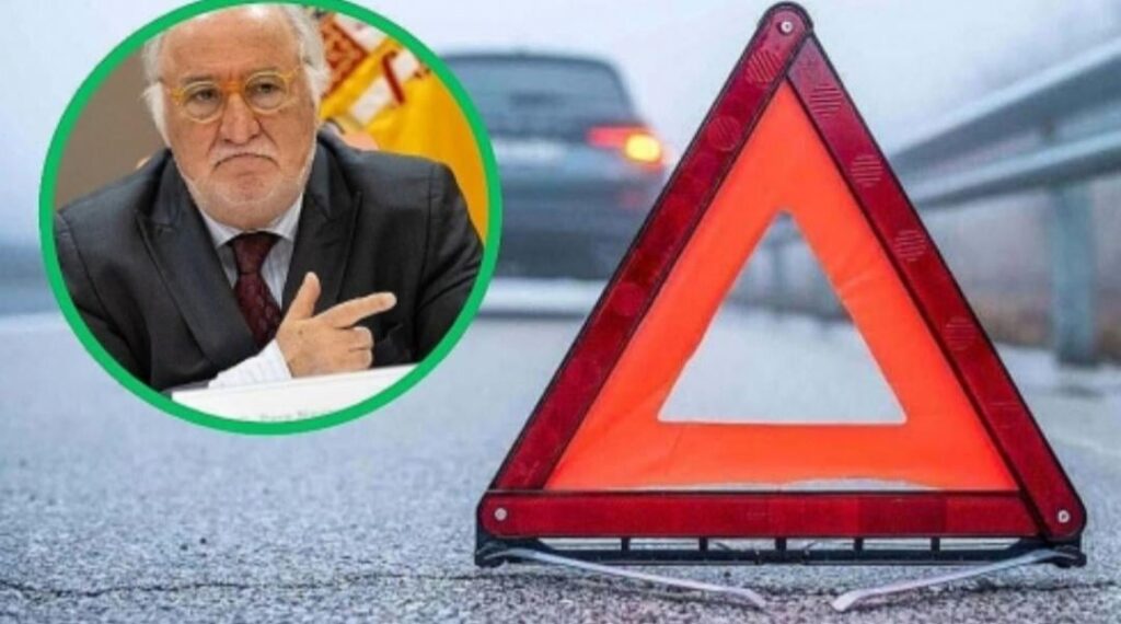Spain: Warning triangles are NOT prohibited - no fines if used in conjunction with the V16