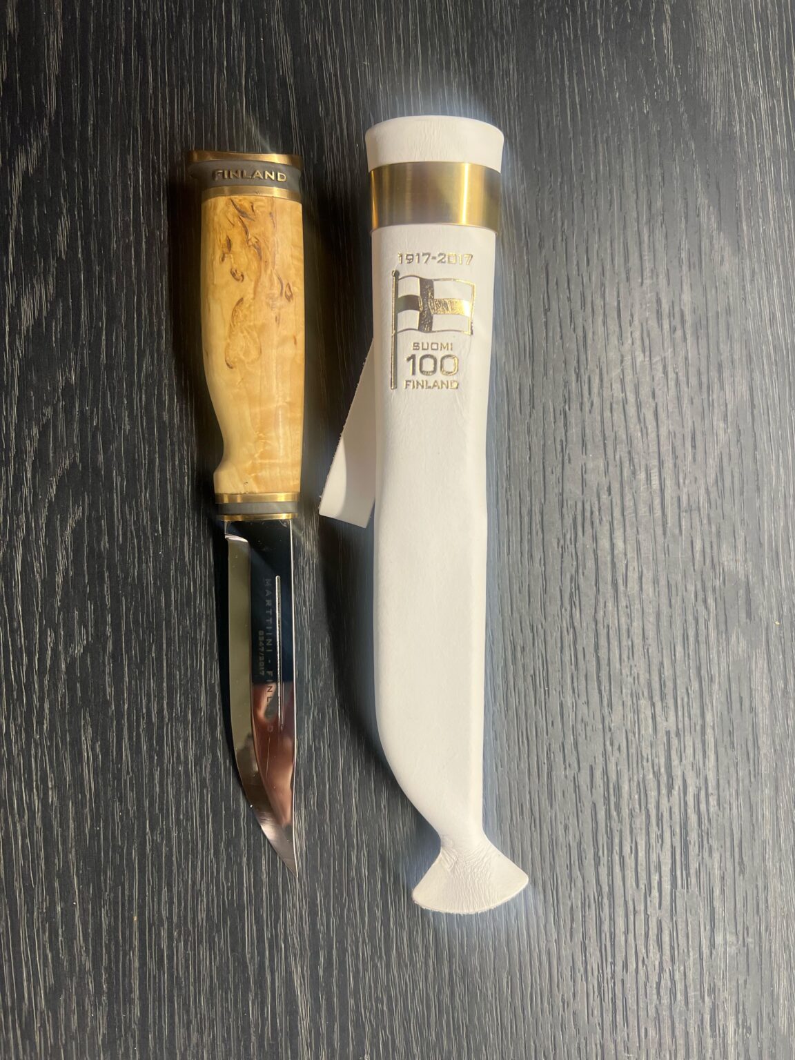 Got this knife as a gift Got this knife as a gift