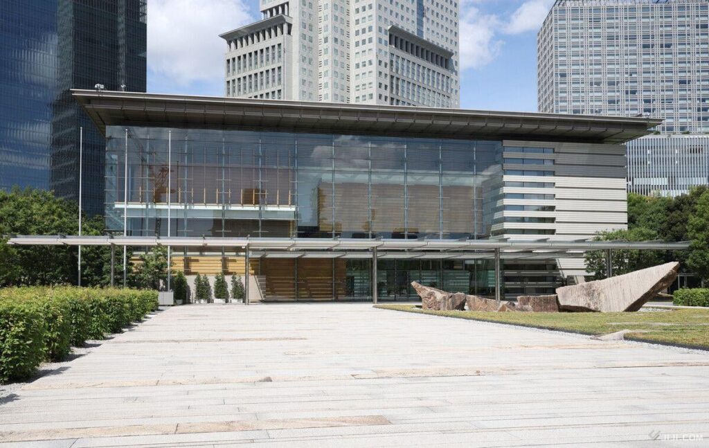 60% of Japanese voters oppose Japan obtaining nuclear weapons vs 16% who support the proposal