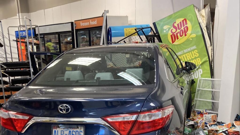 Driver crashes into Gastonia business after 'altercation'