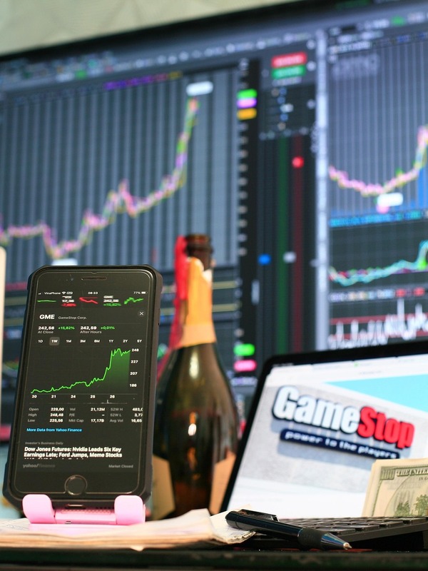 Is This Icelandic Stock the Sleeper Play Everyone’s Sleeping On?