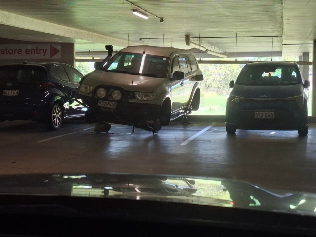 Cant Park there mate