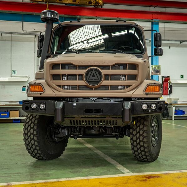 France orders 7,000 Arquus-Daimler trucks